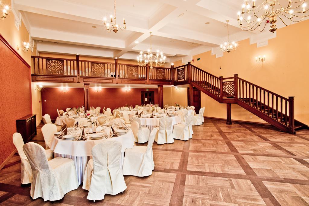 Hotel Stara Szmergielnia Bielsko-Biała Ngoại thất bức ảnh