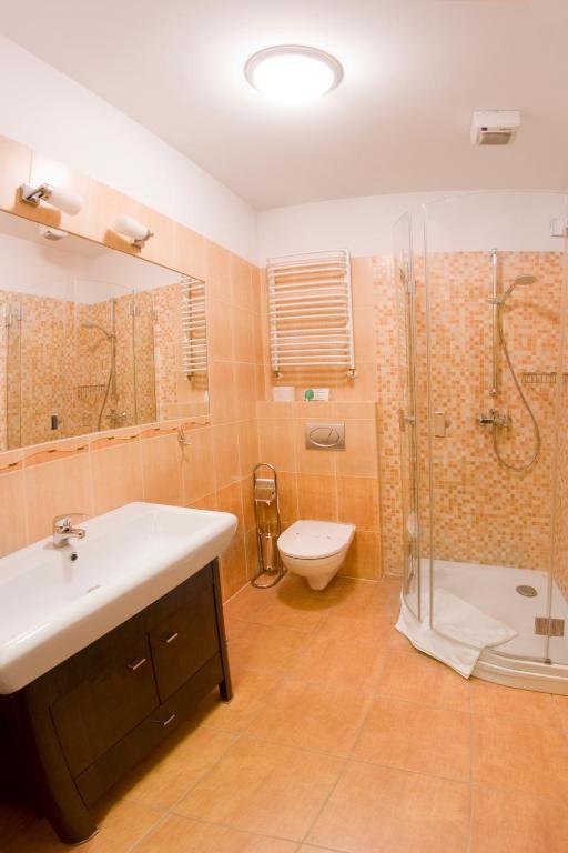 Hotel Stara Szmergielnia Bielsko-Biała Phòng bức ảnh